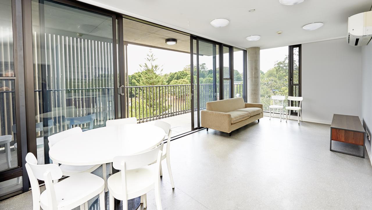 Racecourse Space Pop Up Randwick Exterior photo